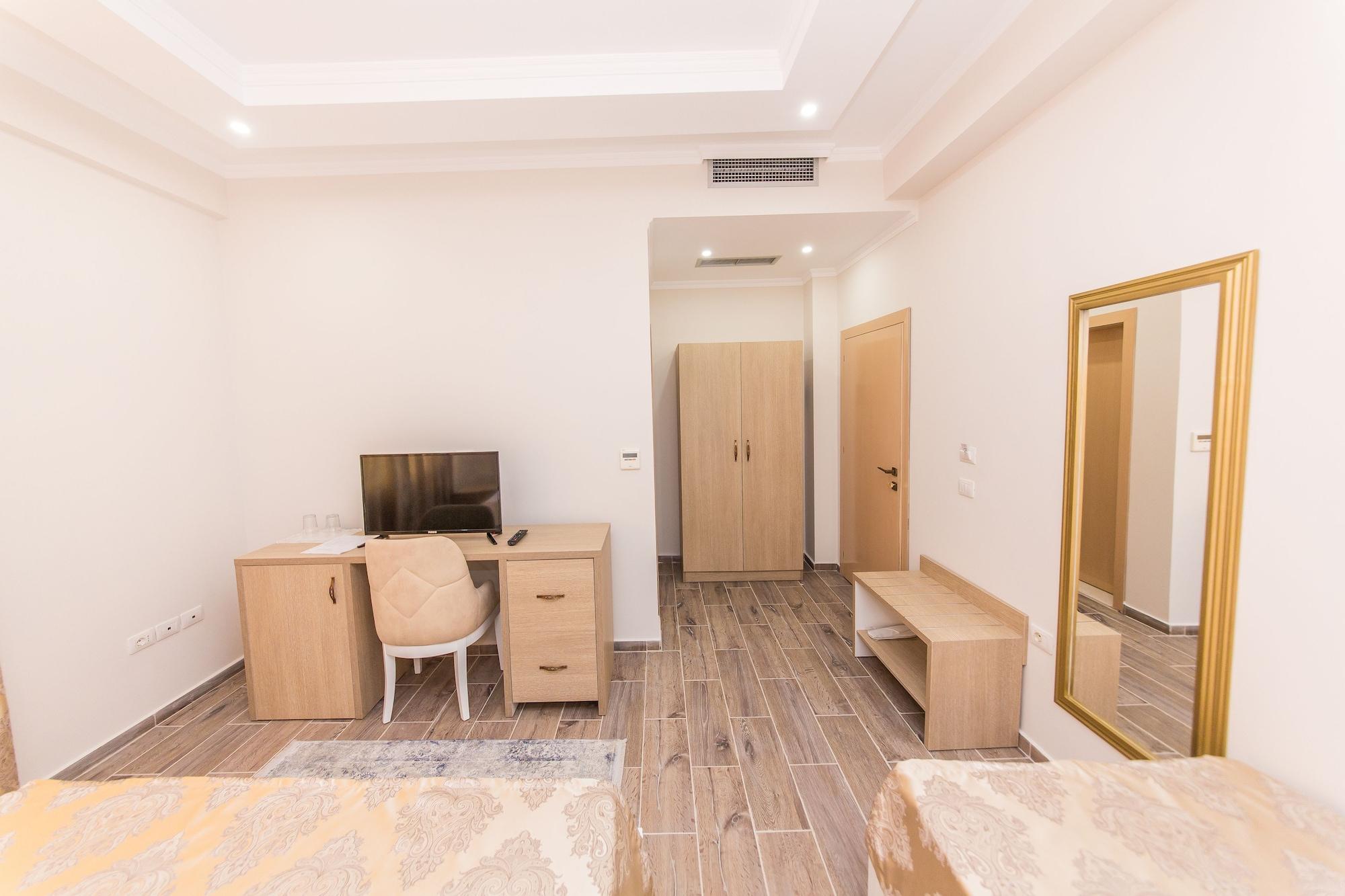 Hotel Belagrita 培拉特 外观 照片